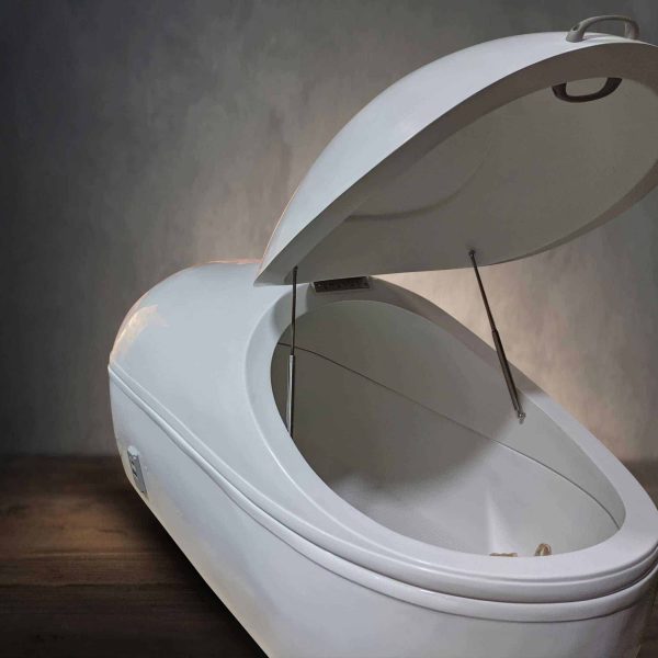 Studio Series Sensory Deprivation Float Tank complete system plug and play – free freight shipping.