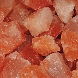 Himalayan bath salt chunks